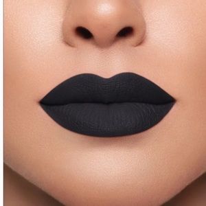 NWT ⭐️ Morphe Avani Gregg Matte Lipstick “Show Don’t Tell”
